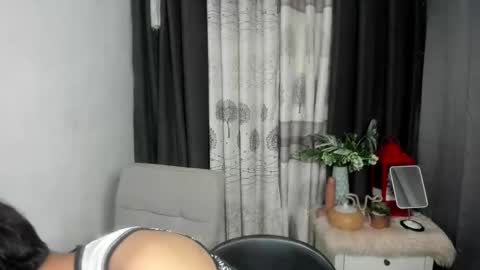 zy online show from 1, 12, 2025