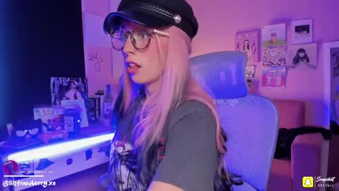        online show from 22, 9, 2025