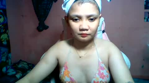 bunny_flower18 online show from 13, 6, 2026