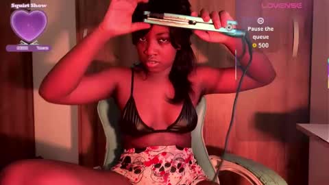 Snapshot of bunny_secrets chatting on 2, 10, 2025 Isa online show from 2, 10, 2025