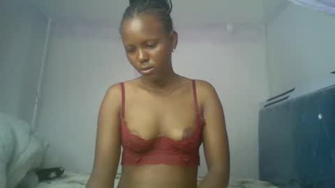 bunnydiva_ online show from 19, 5, 2026