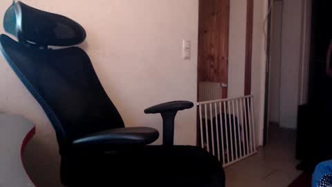 bunnydollstellas_toyboy online show from 20, 7, 2026