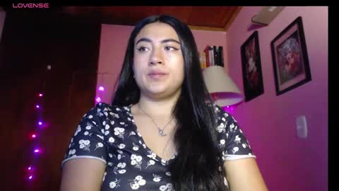 bunnyEmilyR0s33 online show from 10, 12, 2024