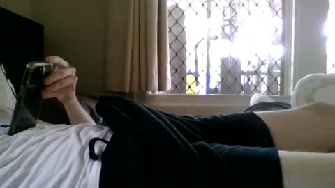 burnttoast10 online show from 18, 1, 2026