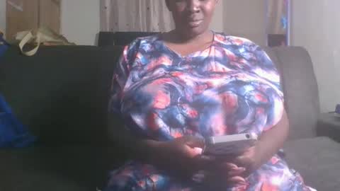 Snapshot of burstysasha chatting on 12, 11, 2025 burstysasha online show from 12, 11, 2025