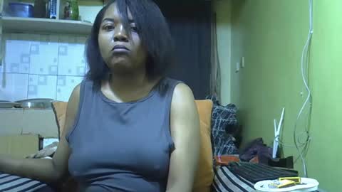 busty kenzi online show from 12, 1, 2025