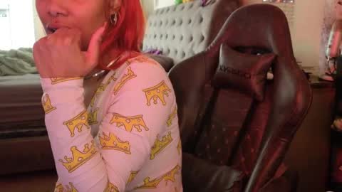 Snapshot of butterflybootyy chatting on 17, 10, 2025 butterfly booty online show from 17, 10, 2025