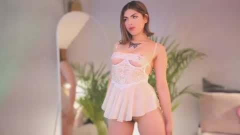 Lia Butterfly  online show from 1, 8, 2026