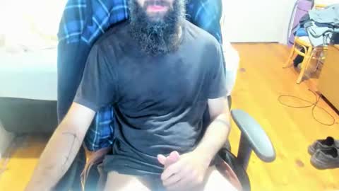 Snapshot of buzzcrash1 chatting on 11, 2, 2026 Buzz online show from 11, 2, 2026