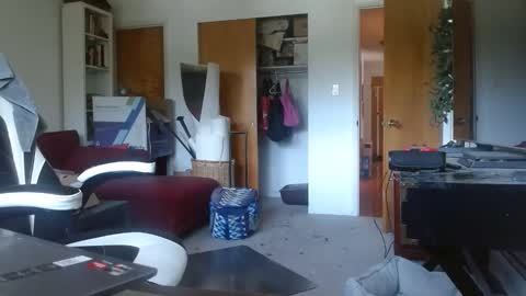 Snapshot of bwall1425 chatting on 21, 5, 2026 bwall1425 online show from 21, 5, 2026