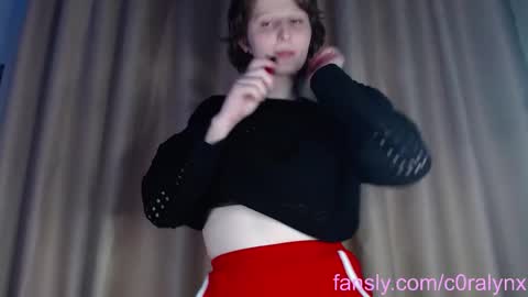 Snapshot of c0ralynx chatting on 11, 2, 2025 C0ralynx online show from 11, 2, 2025