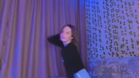 Snapshot of c0ralynx chatting on 4, 12, 2025 C0ralynx online show from 4, 12, 2025