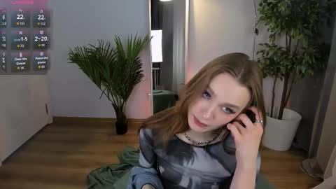 Polly online show from 6, 11, 2025