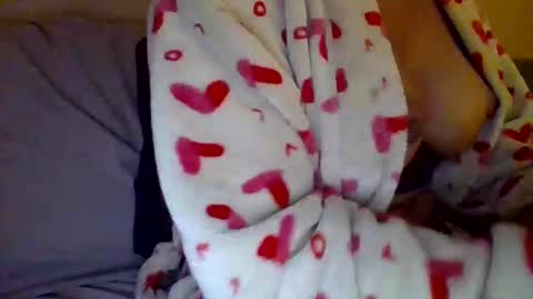 Snapshot of caligirl310r chatting on 3, 1, 2025 Caligurl   Queen    Head Fluffer In Charge  Goddess of Cocktease   Mistress of Holes online show from 3, 1, 2025