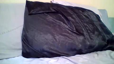 Snapshot of caligirl310r chatting on 27, 2, 2025 Caligurl   Queen    Head Fluffer In Charge  Goddess of Cocktease   Mistress of Holes online show from 27, 2, 2025