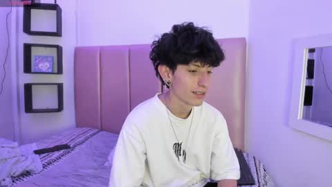 Snapshot of caliope_morfeo chatting on 3, 12, 2024 Calipe Morfeo online show from 3, 12, 2024