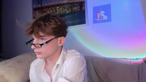 Call me Leo online show from 3, 2, 2025