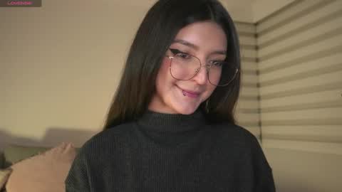 Snapshot of call_me_rosie chatting on 27, 5, 2026 online show from 27, 5, 2026