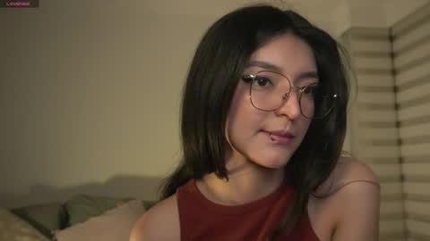   online show from 25, 7, 2026