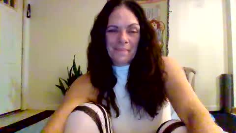 Snapshot of calli_girl420 chatting on 3, 1, 2025 Calli online show from 3, 1, 2025