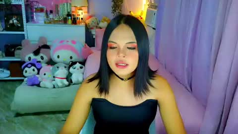 Snapshot of callme_mia chatting on 18, 6, 2026 Mia online show from 18, 6, 2026