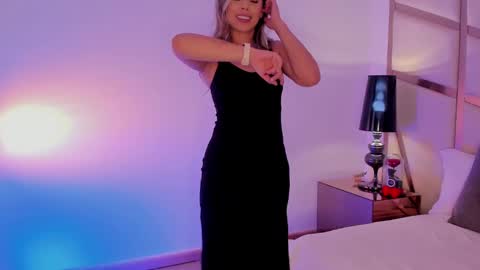 Snapshot of callmeanna_ chatting on 25, 2, 2025 Anna Banana online show from 25, 2, 2025