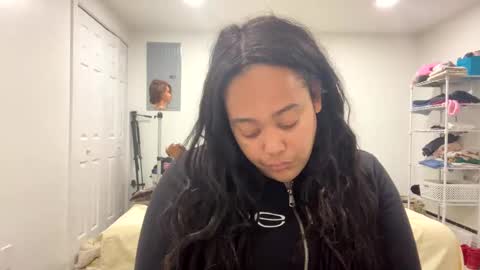 Snapshot of cals9x chatting on 17, 2, 2025 camzxoxox online show from 17, 2, 2025