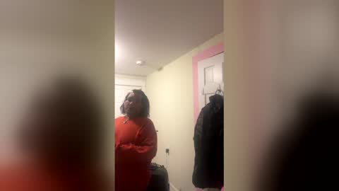 Snapshot of cals9x chatting on 3, 12, 2025 camzxoxox online show from 3, 12, 2025