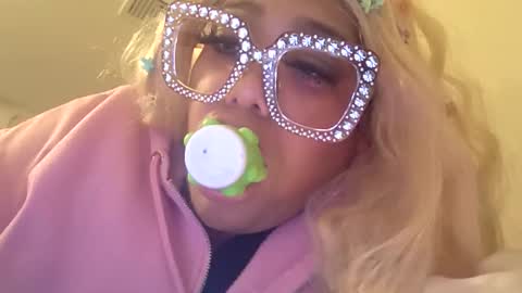 Snapshot of cals9x chatting on 20, 2, 2026 camzxoxox online show from 20, 2, 2026