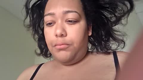 Snapshot of cals9x chatting on 22, 2, 2026 camzxoxox online show from 22, 2, 2026