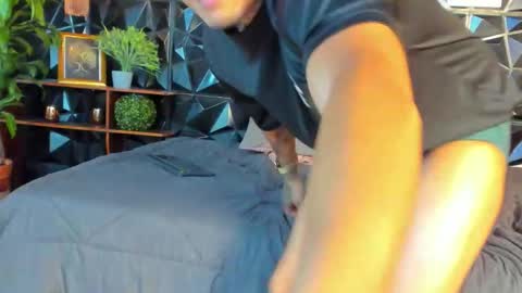 calvin913 online show from 2, 12, 2025