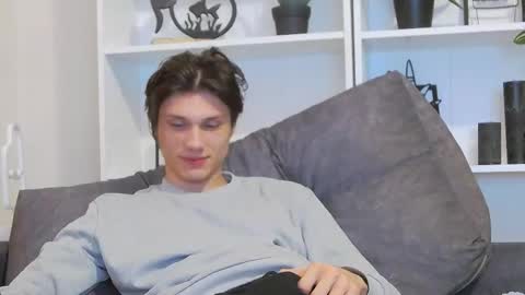 Calvin online show from 28, 2, 2025