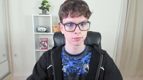 Hey I am Calvin  online show from 28, 1, 2025