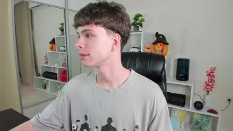 Hey I am Calvin  online show from 23, 2, 2025