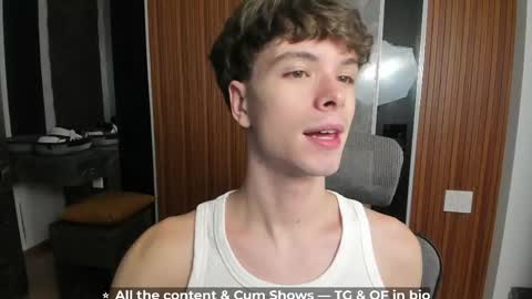Snapshot of calvin_loves_you chatting on 6, 6, 2026 Hey I am Calvin online show from 6, 6, 2026