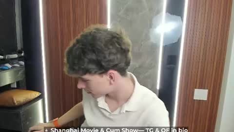 Snapshot of calvin_loves_you chatting on 8, 7, 2026 Hey I am Calvin online show from 8, 7, 2026