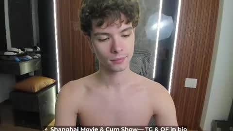 Snapshot of calvin_loves_you chatting on 14, 7, 2026 Hey I am Calvin online show from 14, 7, 2026