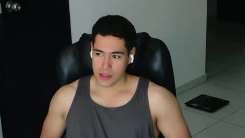Snapshot of camara110 chatting on 25, 6, 2026 camara110 online show from 25, 6, 2026