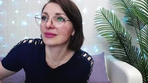 camelia_lillie online show from 15, 5, 2026