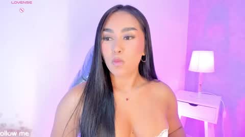 Camelia Smith online show from 15, 4, 2026