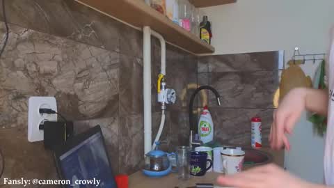 Snapshot of cameron_crowly chatting on 20, 2, 2025 Cameron online show from 20, 2, 2025