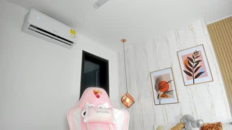 Cameron  online show from 23, 1, 2025