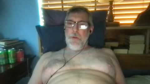 Snapshot of camhardwood chatting on 20, 9, 2025 Cam Hardwood online show from 20, 9, 2025