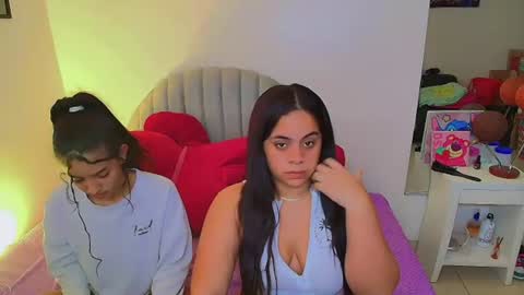 Snapshot of cami_bunnygirlx chatting on 20, 6, 2026 CAMI online show from 20, 6, 2026