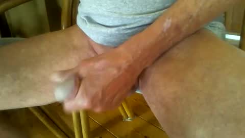 Snapshot of camiani chatting on 27, 3, 2026 camiani online show from 27, 3, 2026