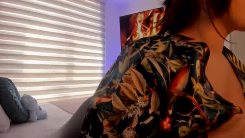 camila   online show from 31, 1, 2025