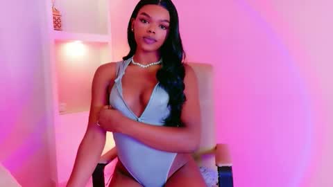 camiestrada online show from 2, 3, 2026