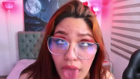 Camila Osorio online show from 19, 2, 2025