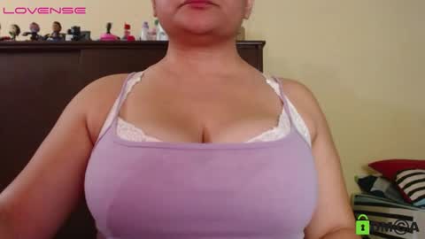 Camila  online show from 12, 12, 2024