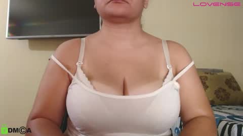 Camila  online show from 9, 9, 2025